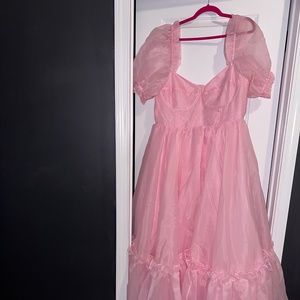 Beautiful Pink Bridgerton style dress